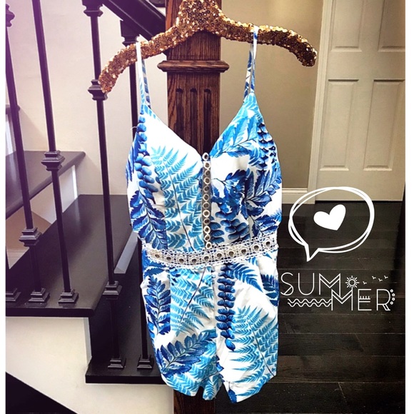 πTropical Blue Palm Print Boho Romper - Picture 8 of 8